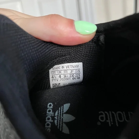 Light blue Adidas Tubular - Picture 4 of 4